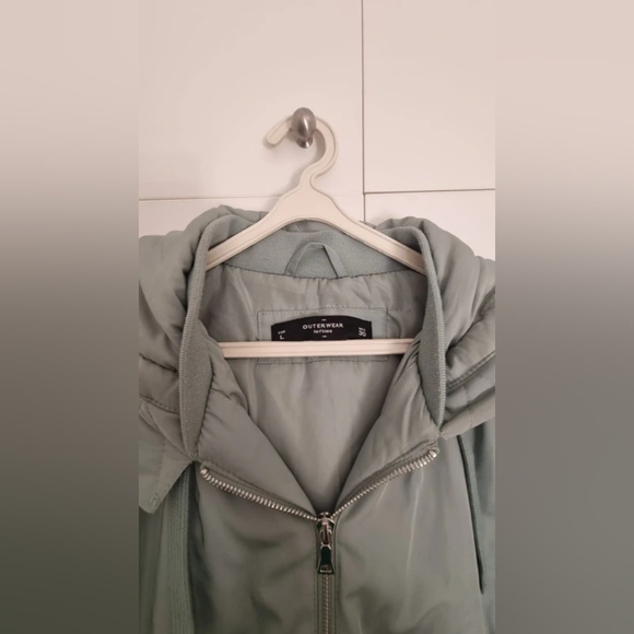 Women's Green Jacket - Picture 2 of 2